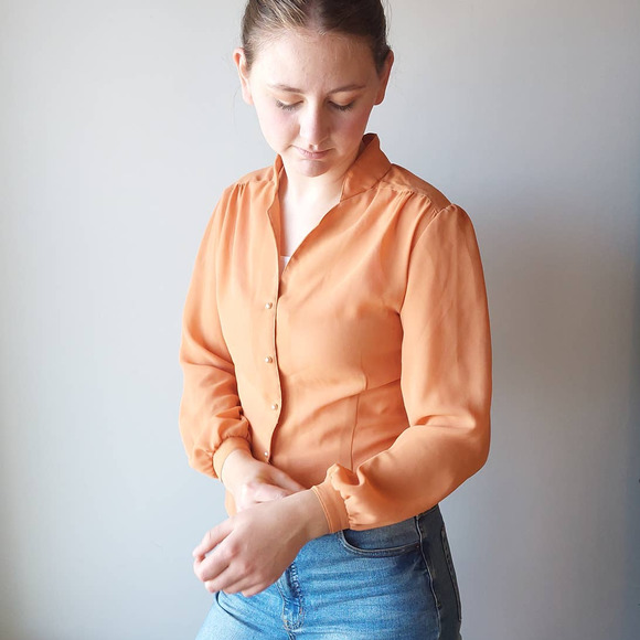 Vintage 50s/60s Orange Sheer Pearl Button-Up Pleated Shirt - Picture 2 of 16
